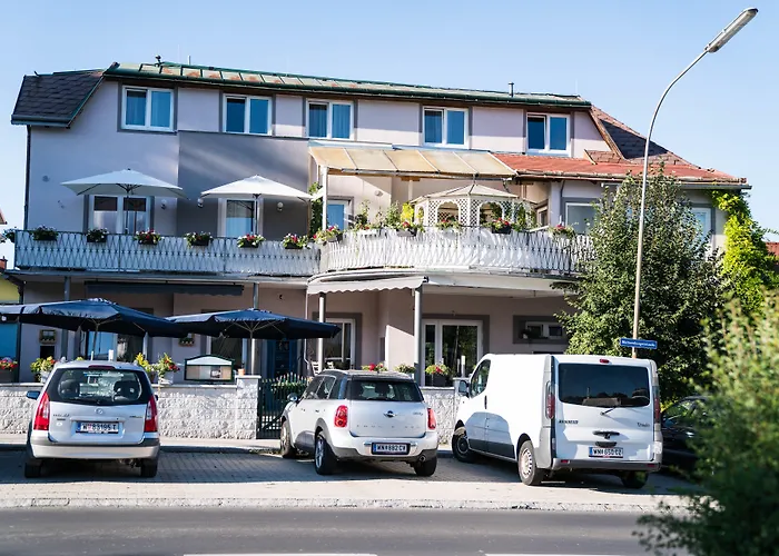 Pension & Restaurant La Amalia