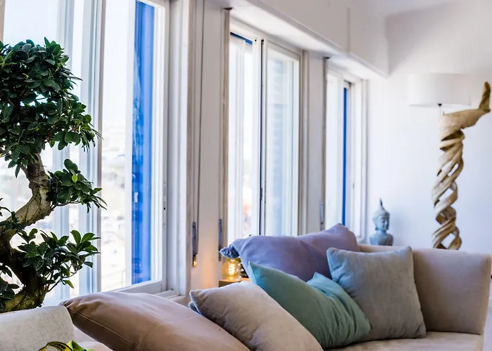 Sandhi House - Yoga & Wellness
