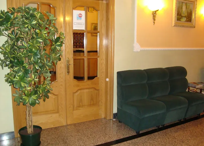 Hostal Universal Benavente
