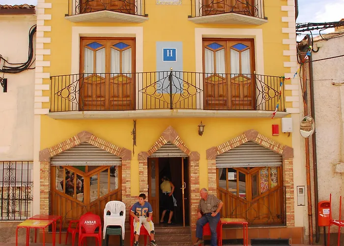 Hostal Las Grullas Tornos