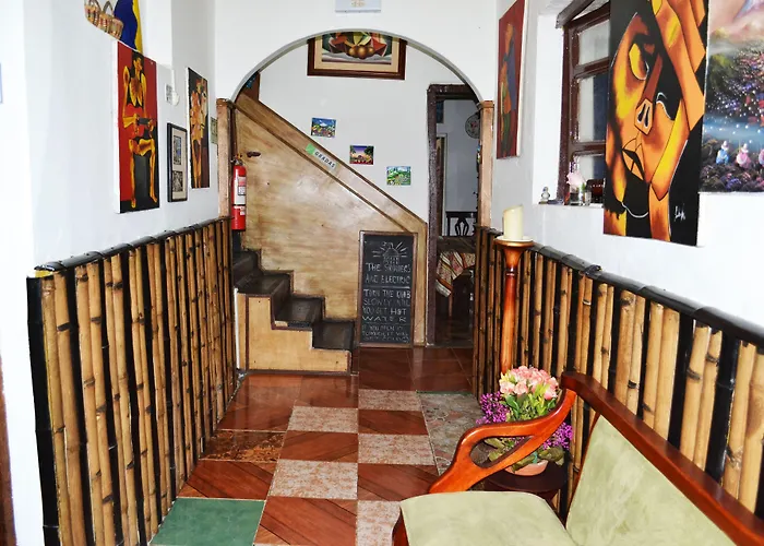 Colonial House Inn Quito