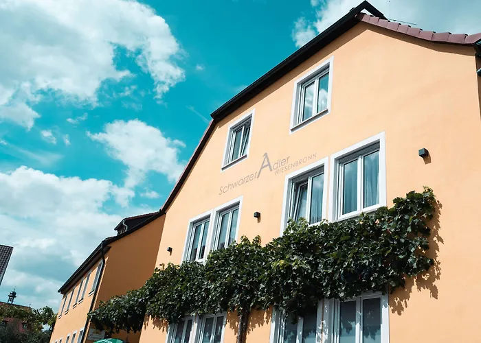 Landhotel und Weingasthof Schwarzer Adler Wiesenbronn