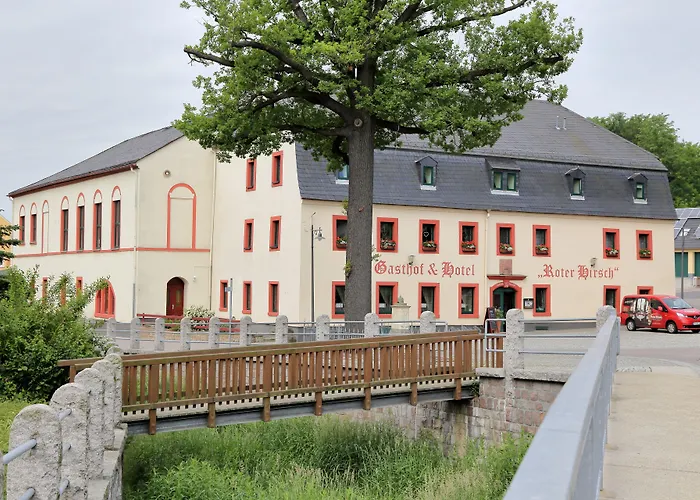 Gasthof und Hotel Roter Hirsch