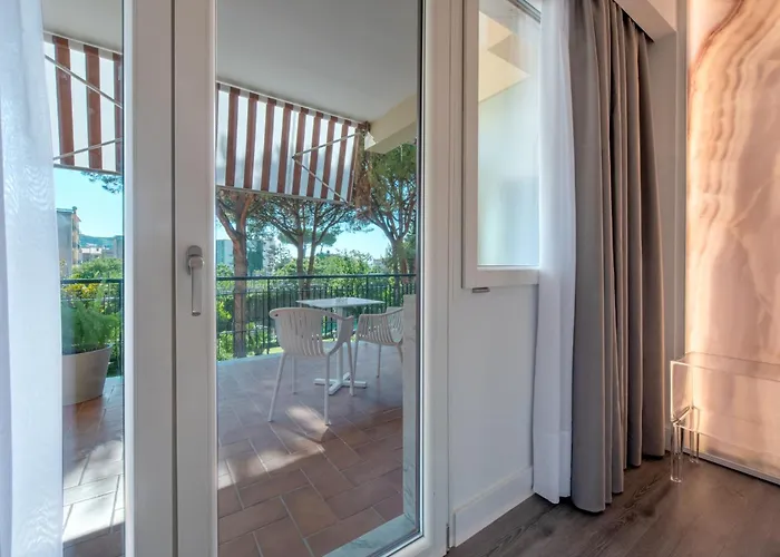 Diamond Suite