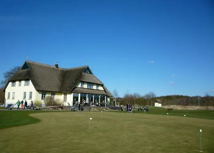 Golfcentrum Schloss Karnitz Rügen