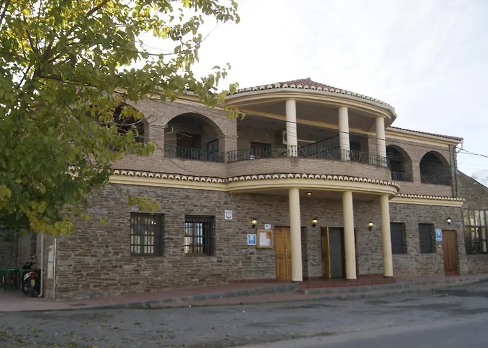 LABELLA Hostal Restaurante La Calahorra