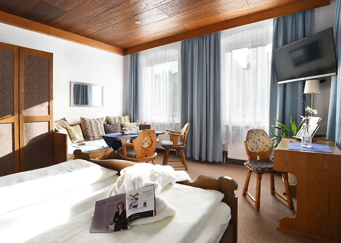 Gasthof&Hotel Goldener Hirsch