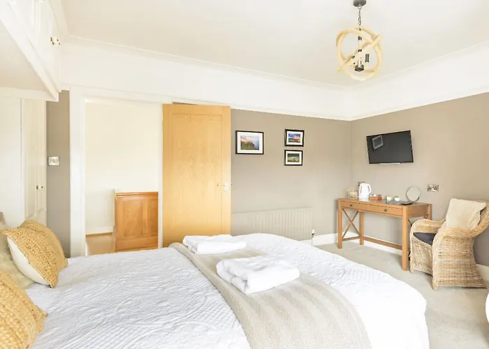 Larkhill House Hotel Portrush