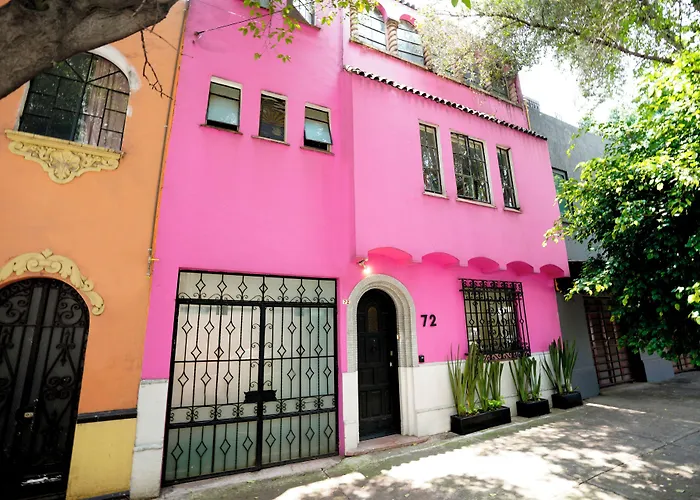 Hostal Fungi Casa Rosa