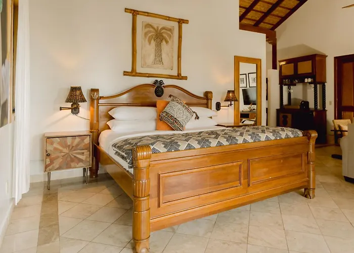 Almond Beach Resort At Jaguar Reef