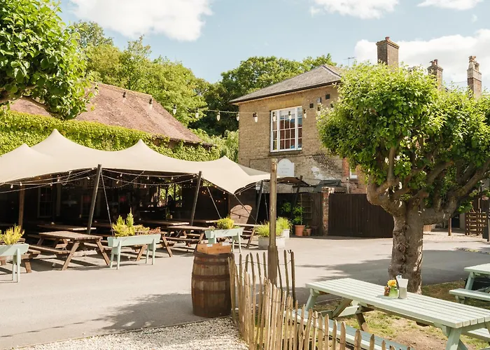The Pembroke Arms