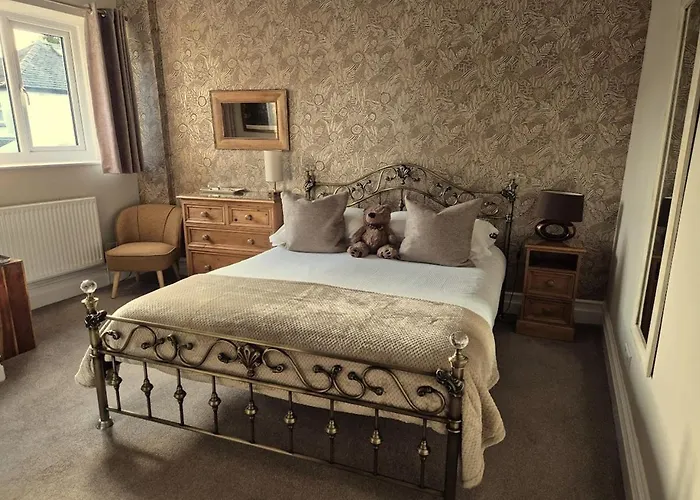 Denehurst Guest House - Adults Only