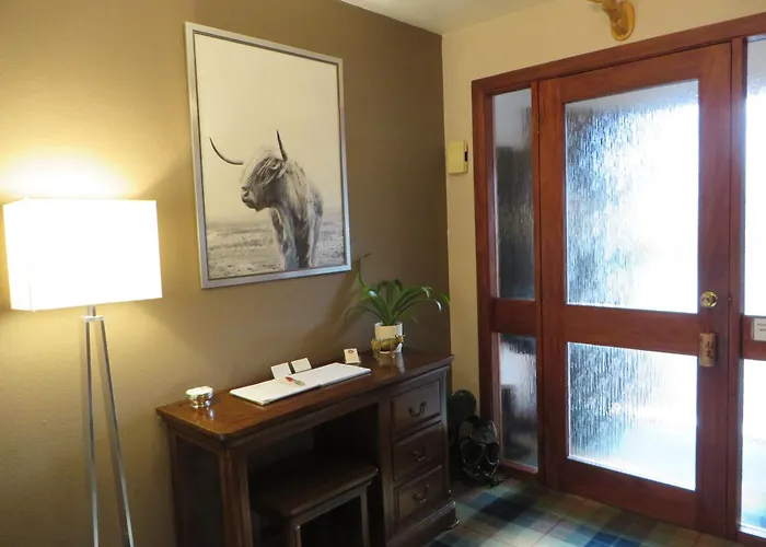 Eriskay Guest House And Aviemore Glamping