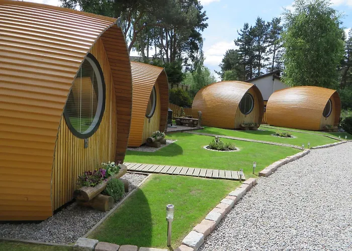 Eriskay Guest House And Aviemore Glamping