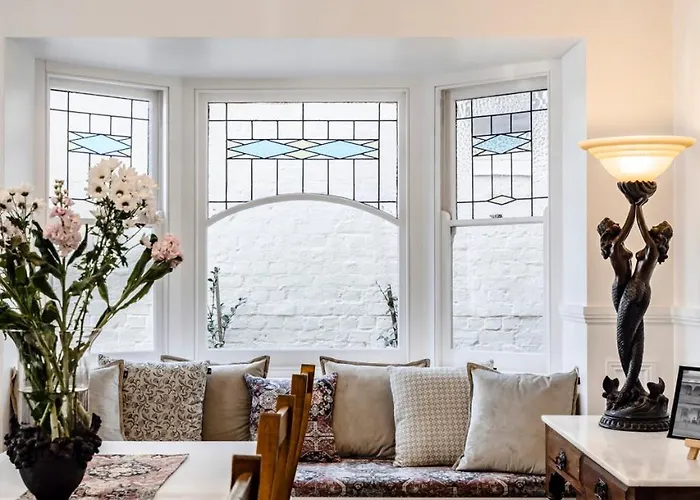 Seaview House