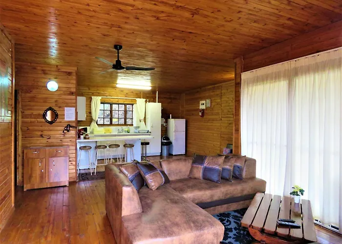 Viewpoint Lodge & Safari Tours