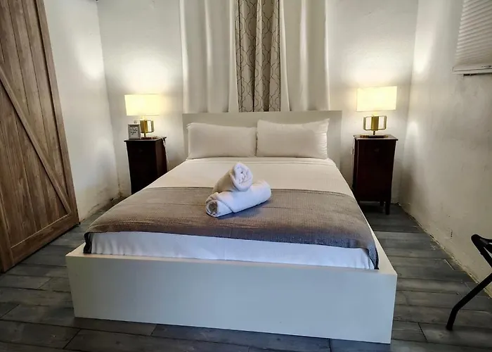Segovia Studio Units Carolina