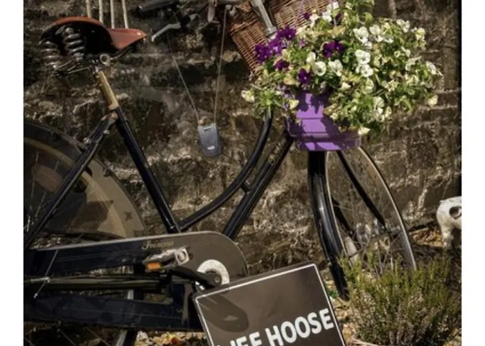 Wee Hoose-Private-Hottub -Romantic Break-Portaferry