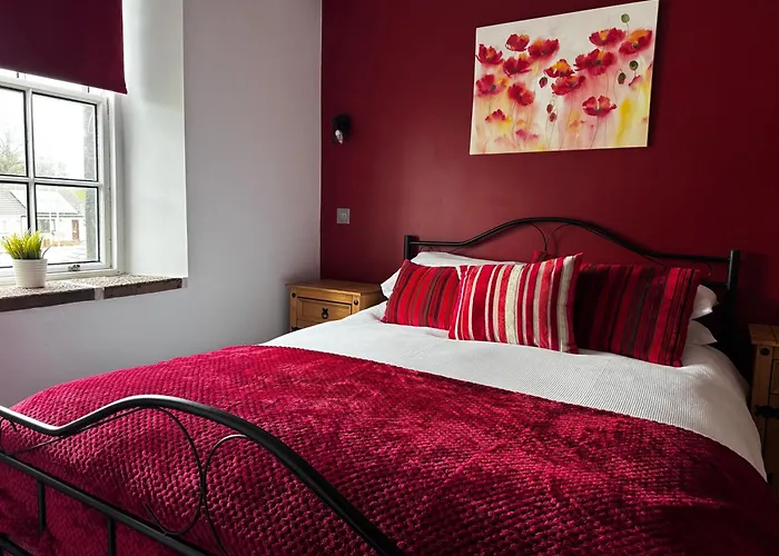 Ecclefechan Hotel