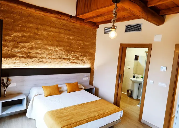 Hostal Restaurante LA SENDA