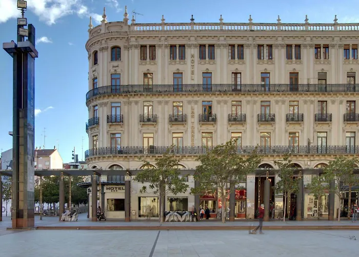Hotel Pilar Plaza