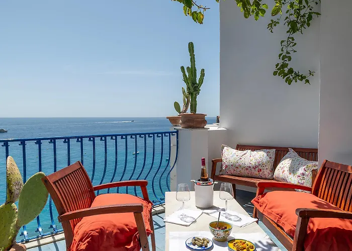 La Dolce Vita A Positano Boutique Hotel