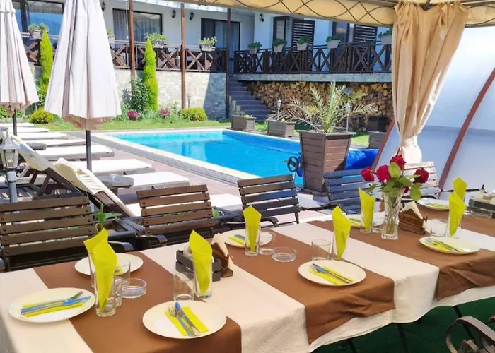 Einstein House & Spa Marchevo