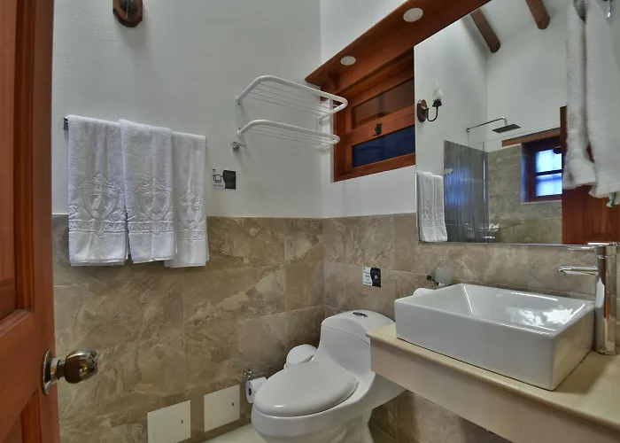 Hotel Campanario Real