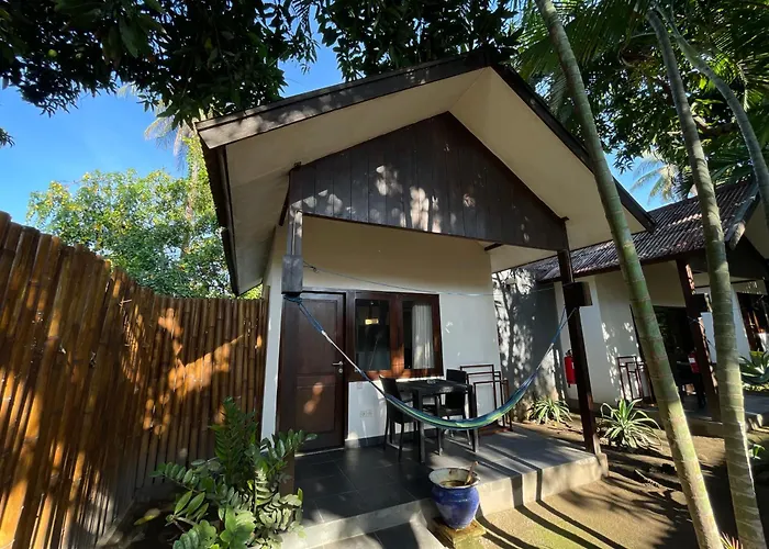 Oceans 5 Dive Resort