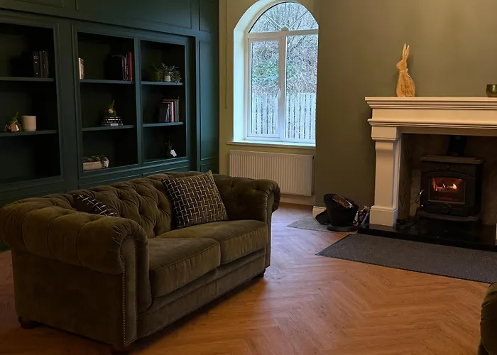 Donegal Manor