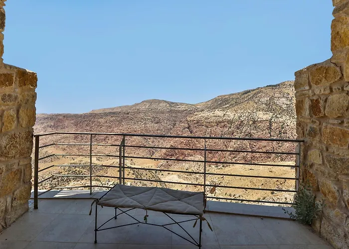 Dana Guesthouse