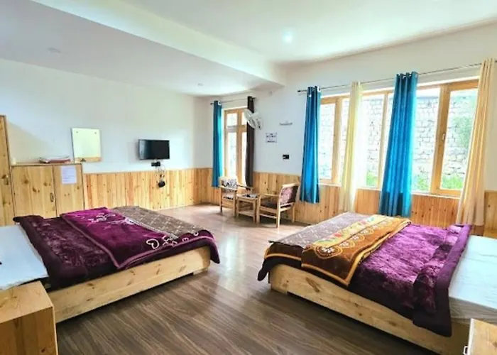 Glacier View Guest House Leh
