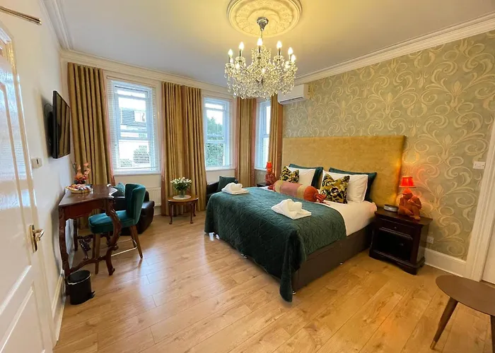 Ashbys Accommodation & Spa Hire
