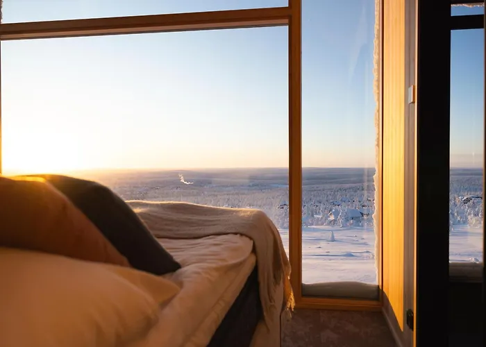 Star Arctic Hotel & Activities