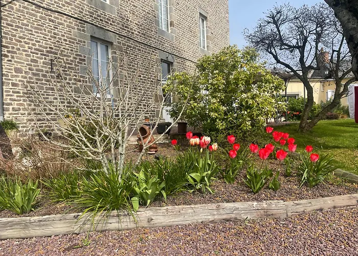 La Maison De La Fontaine, Le Beny Bocage