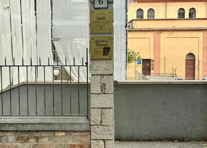 Ferranti Di Fronte Al Centro Di Selezione