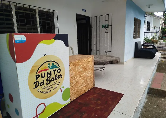 Hostel Restaurante Punto Del Sabor Bonda