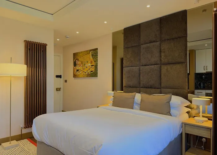 Melbury Rooms & Studios