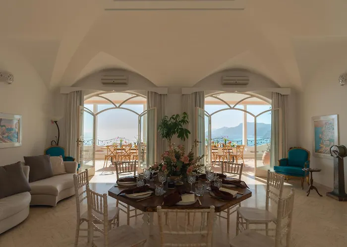 Villa Santa Chiara Positano Suites