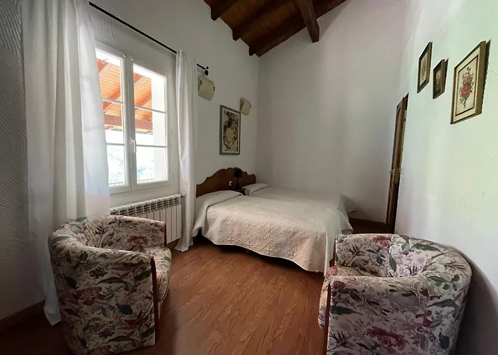 Hotel Etxezuria Valcarlos
