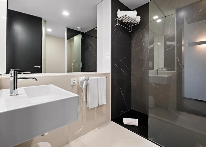 Axis Viana Business & Spa Hotel