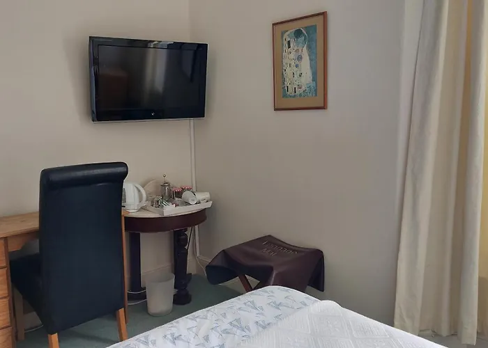 Trelawney Guest House Room Only