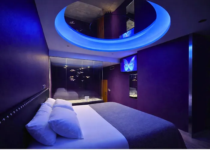 V Hotel