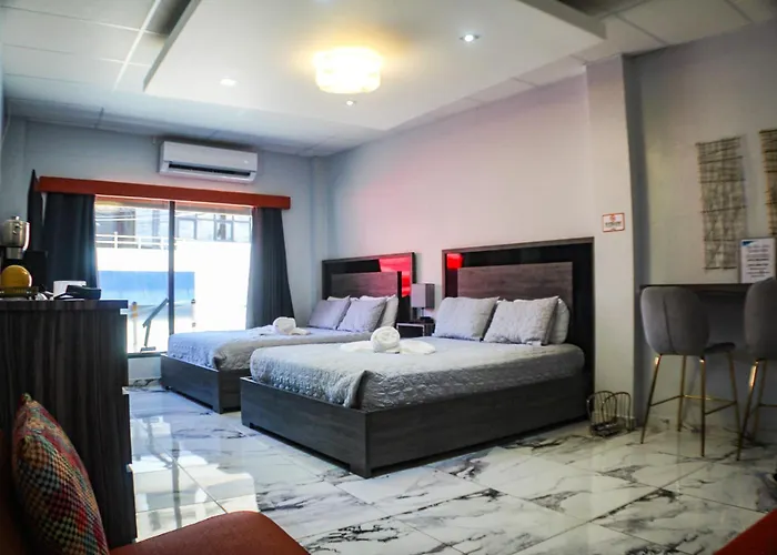 Itza-Bella Suites