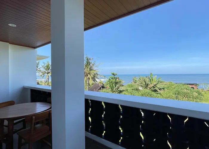 Gubug Balian Beach Bungalow