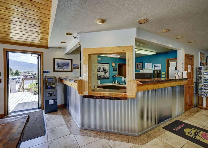 Super 8 By Wyndham Gardiner/Yellowstone Park Area