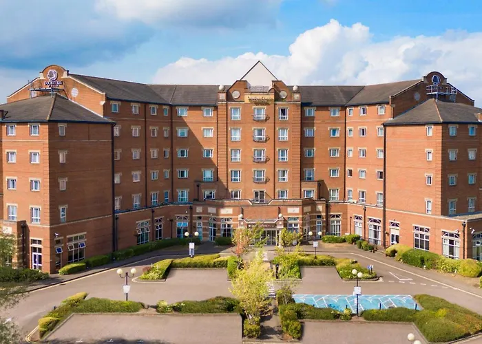 Doubletree By Hilton Dartford Bridge