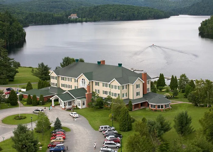 Auberge du Lac-à-l'Eau-Claire