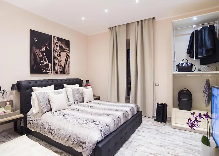 Colonna 18 Apartment By Ghor