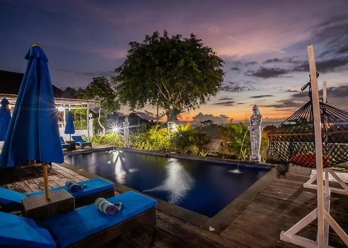 Tatak Bunut Villa Ceningan